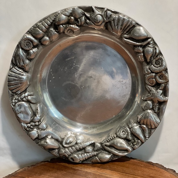 Betty Barrena silver seashell nautical 12 in. bowl - Picture 2 of 11